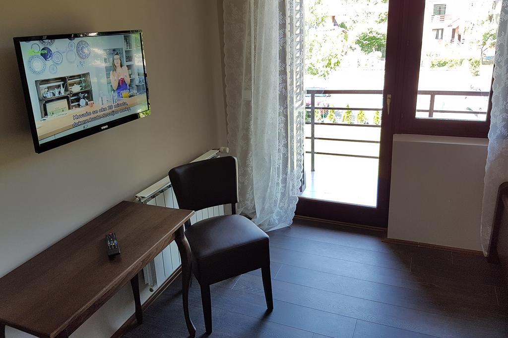Apartmani Simic Valjevo Buitenkant foto