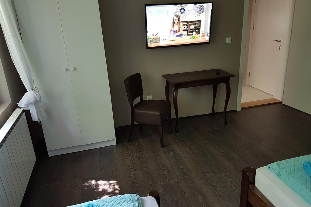 Apartmani Simic Valjevo Buitenkant foto